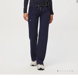 Figs Kade cargo scrub pant